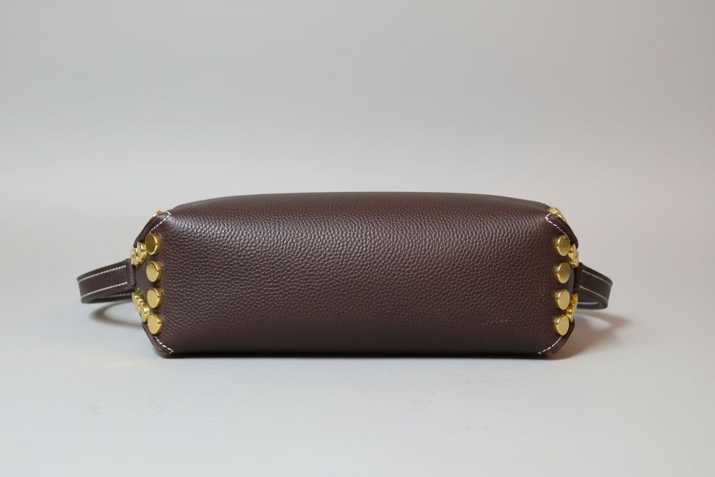 Sac à rivets grainé marron