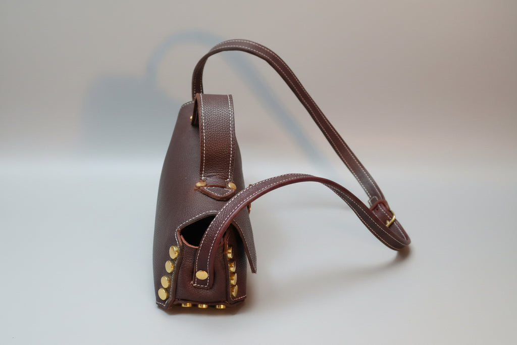 Sac à rivets grainé marron