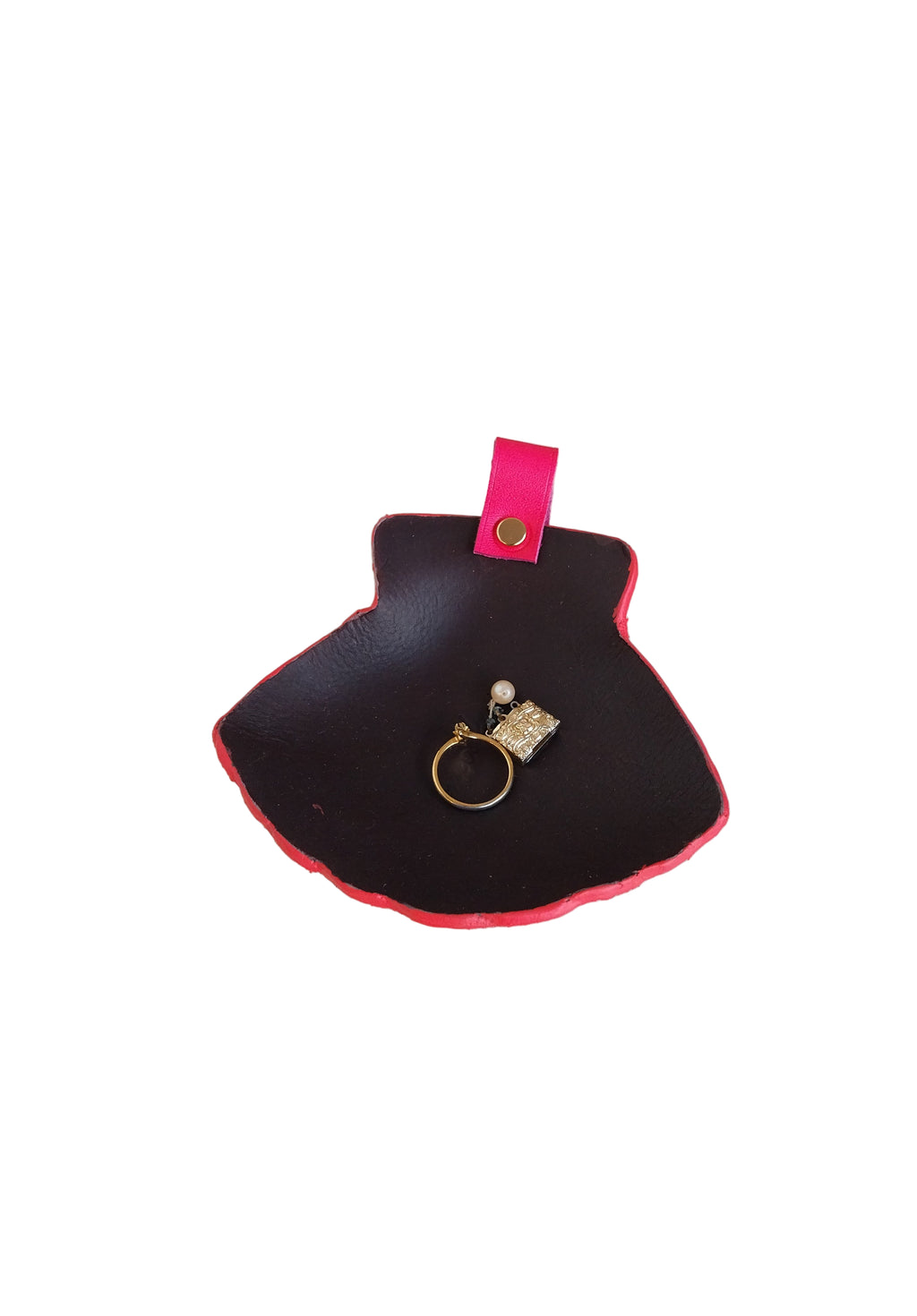 Vide-poche en cuir marron végétal en forme de coquillage avec poignée en cuir rose et tranches teintées rose, fait main
